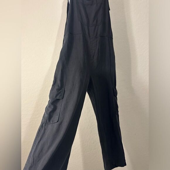 RISEN wide leg cargo overalls in‎ black Size Large - Picture 4 of 11